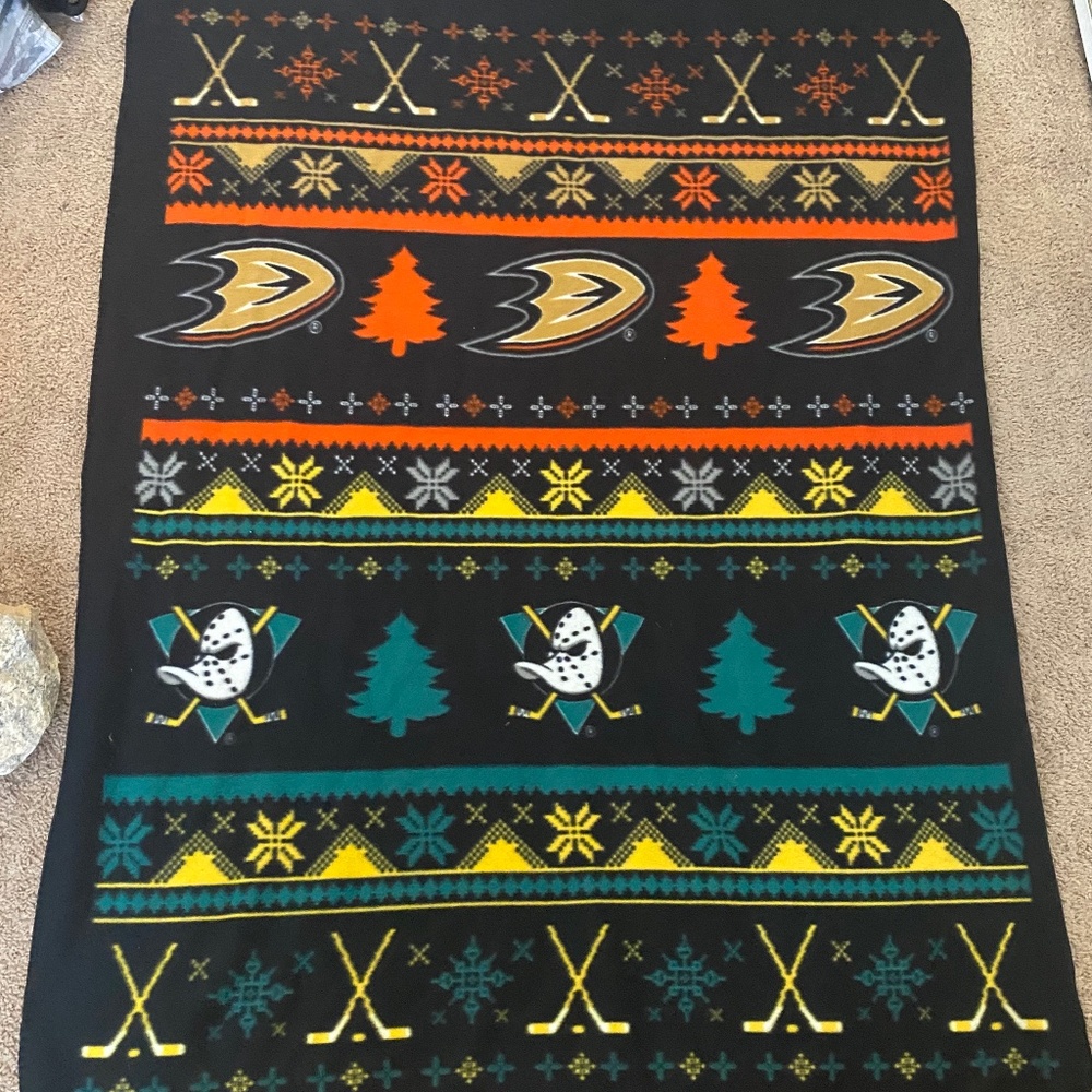 NEW Anaheim Ducks Blanket Mighty Ducks UNOPENED Sealed - Picture 2 of 5
